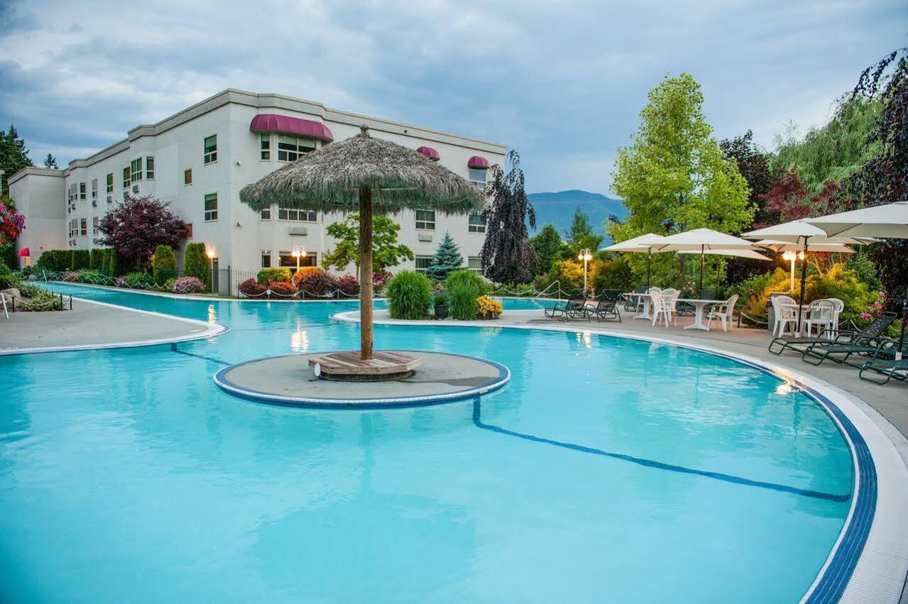 Hilltop Inn - Salmon Arm Exterior foto